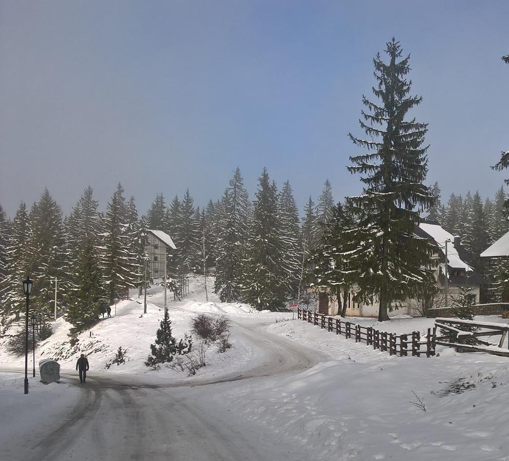 Zlatair Chalets Villa Nova Varoš Buitenkant foto